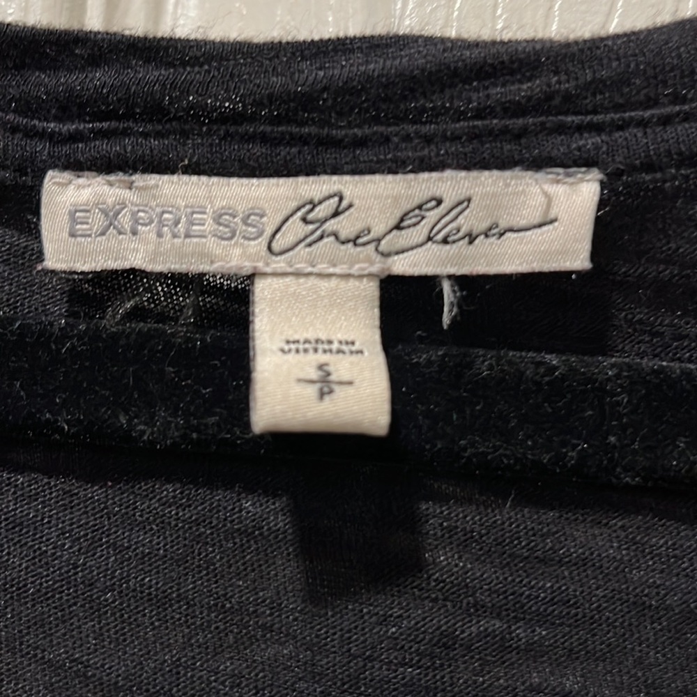 Express top - Picture 2 of 3